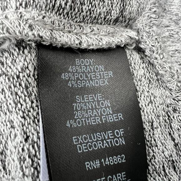 TORRID, SUPER SOFT, women's  size 2 (18-20 2X) hoodie, gray with lace sleeves - Picture 4 of 10